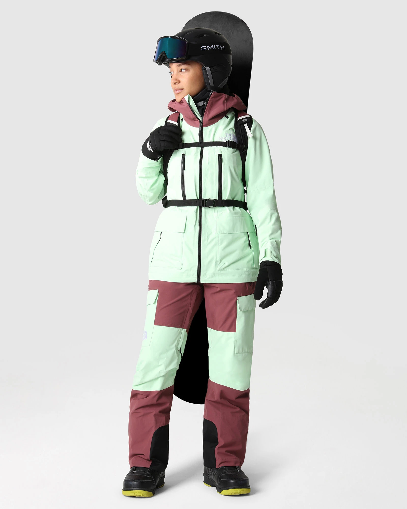 The North Face Women's Slackpack 2.0 Expedition Backpack 19 The North Face Women's Slackpack 2.0 Expedition Backpack - Image 17