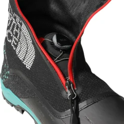 The North Face Summit Cayesh FUTURELIGHT Boots -UK Outdoor Equipment Sales 2024 2065819015 g
