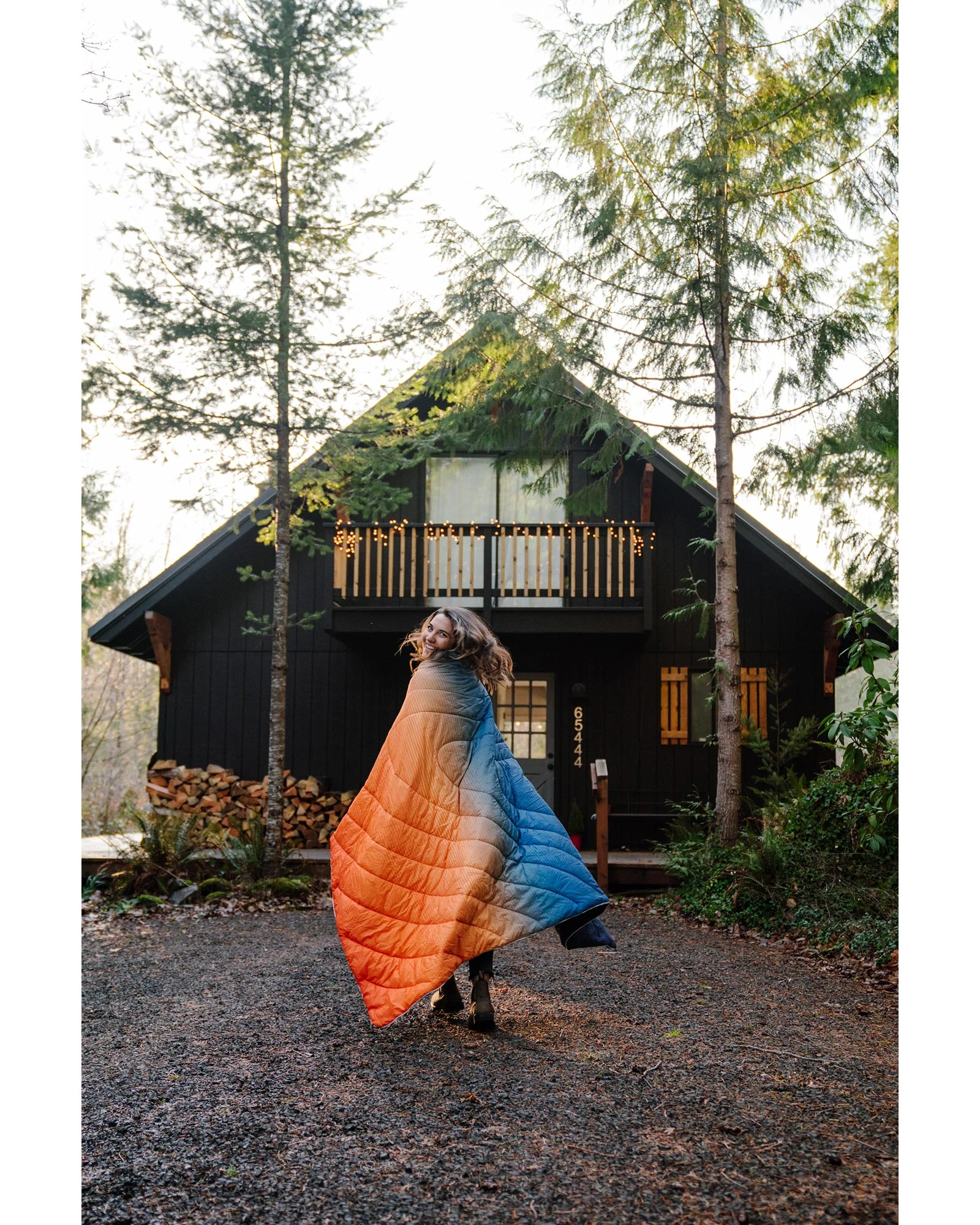 Rumpl Original Puffy Blanket 1P - Sunset Fade 6 Rumpl Original Puffy Blanket 1P - Sunset Fade - Image 4