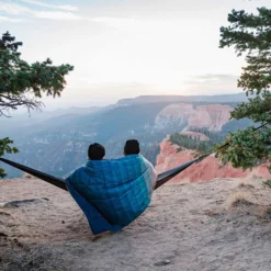 Rumpl NanoLoft Puffy Blanket 1P - Patina Pixel Fade -UK Outdoor Equipment Sales 2024 6130169004 g