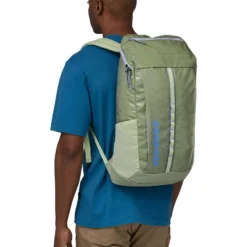 Patagonia Black Hole Pack 25L -UK Outdoor Equipment Sales 2024 6400319302 g