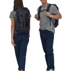 Patagonia Black Hole Pack 25L -UK Outdoor Equipment Sales 2024 6400319415 g