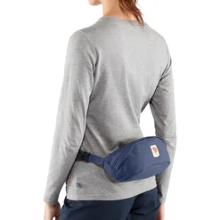 FJÄLLRÄVEN Fjällräven Ulvö Hip Pack Medium 19 FJÄLLRÄVEN Fjällräven Ulvö Hip Pack Medium -UK Outdoor Equipment Sales 2024 6420199403 g