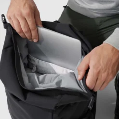 FJÄLLRÄVEN Fjällräven Ulvö Rolltop 30 Backpack -UK Outdoor Equipment Sales 2024 6420269016 g